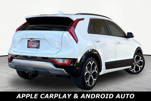 Snow White Pearl 2023 Kia Niro EX Touring