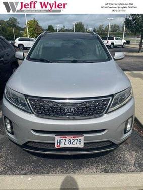 Bright Silver 2015 Kia Sorento SX