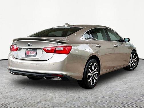Mineral Gray Metallic 2024 Chevrolet Malibu RS