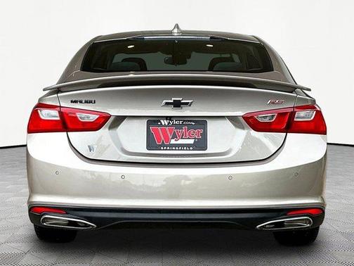 Mineral Gray Metallic 2024 Chevrolet Malibu RS