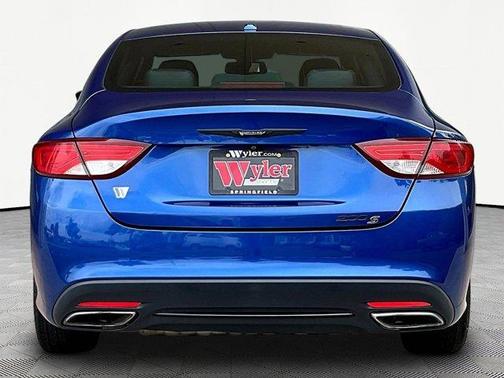 Vivid Blue Pearlcoat 2015 Chrysler 200 S