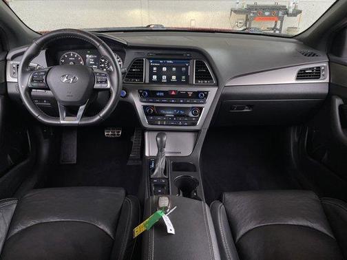 2015 Hyundai SONATA Limited 2.0T