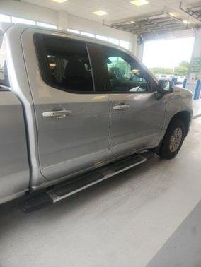 Silver Ice Metallic 2019 Chevrolet Silverado 1500 LT