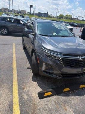 Gray 2023 Chevrolet Equinox RS