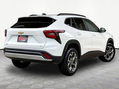 Summit White 2024 Chevrolet Trax LT