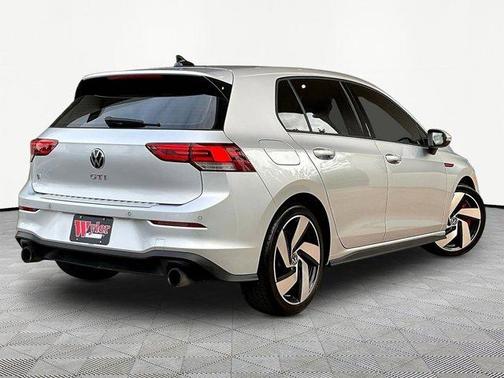 Reflex Silver Metallic 2022 Volkswagen Golf GTI 2.0T S
