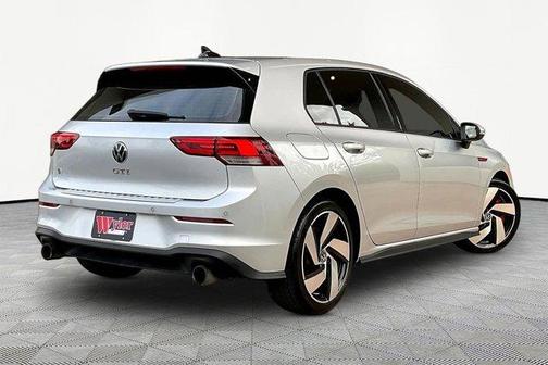 Reflex Silver Metallic 2022 Volkswagen Golf GTI 2.0T S