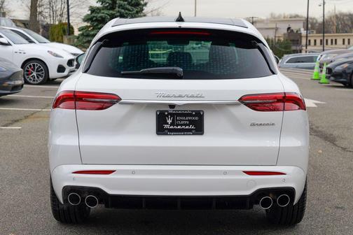 2025 Maserati Grecale Base