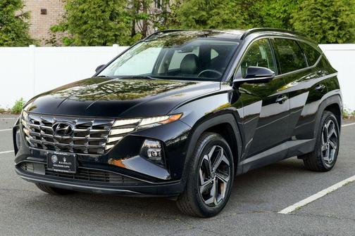 Phantom Black 2023 Hyundai TUCSON Limited