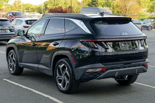 Phantom Black 2023 Hyundai TUCSON Limited
