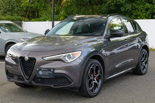 2022 Alfa Romeo Stelvio Ti