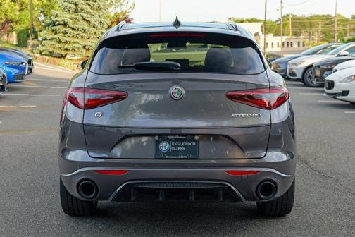 2022 Alfa Romeo Stelvio Ti