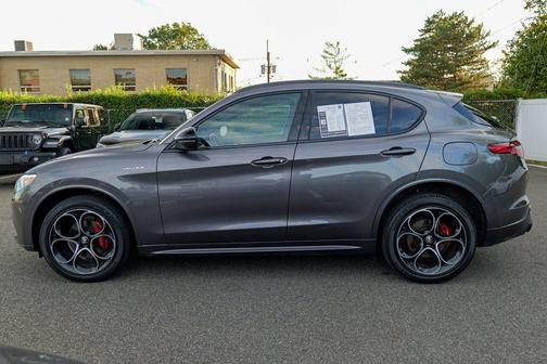 2022 Alfa Romeo Stelvio Ti
