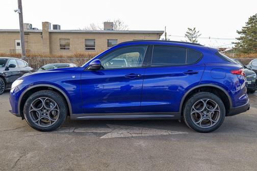 2022 Alfa Romeo Stelvio Ti