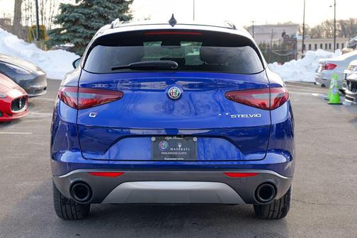 2022 Alfa Romeo Stelvio Ti