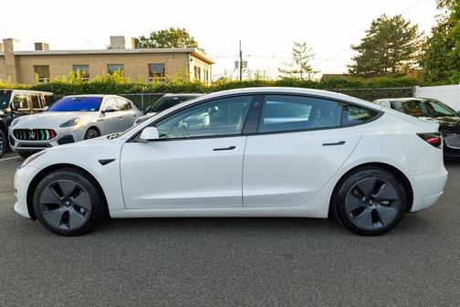 2023 Tesla Model 3 Standard Range