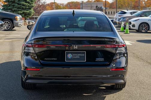 2023 Honda Accord Hybrid Base