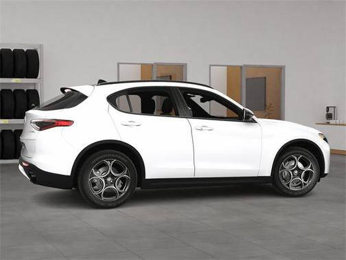2025 Alfa Romeo Stelvio Sprint AWD