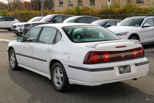 2000 Chevrolet Impala LS