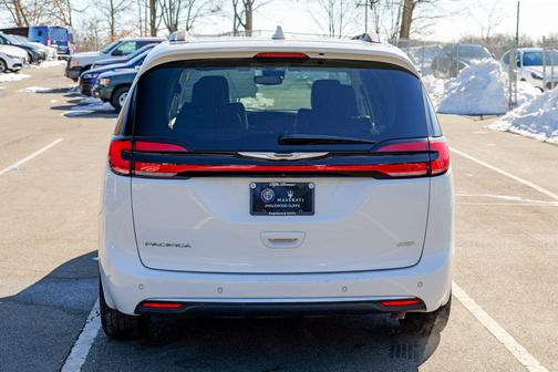2021 Chrysler Pacifica Touring L