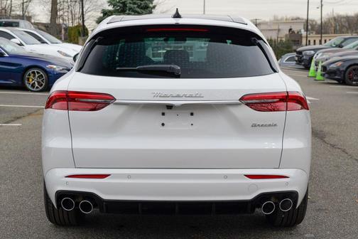 2025 Maserati Grecale Base