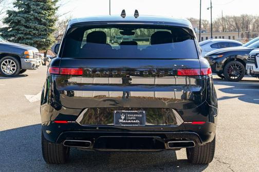 2024 Land Rover Range Rover Sport SE