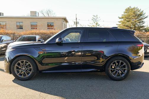 2024 Land Rover Range Rover Sport SE