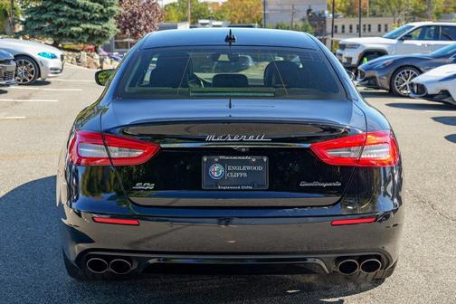 2017 Maserati Quattroporte S GranLusso
