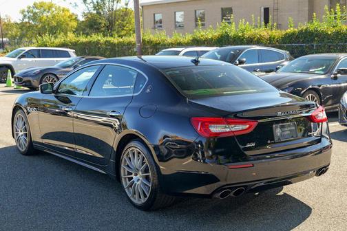 2017 Maserati Quattroporte S GranLusso