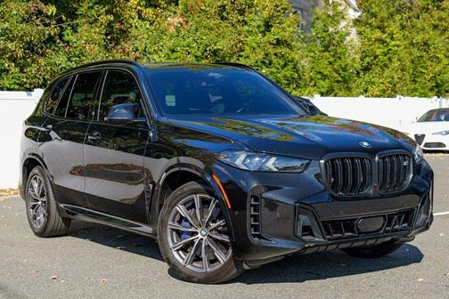 2024 BMW X5 M60i