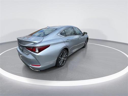 2022 Lexus ES 350 Base