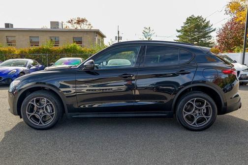 2022 Alfa Romeo Stelvio Sprint
