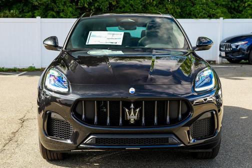 2025 Maserati Grecale 