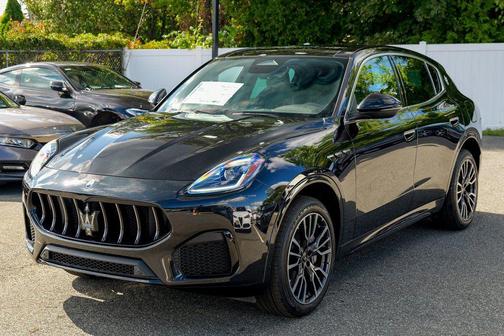 2025 Maserati Grecale 