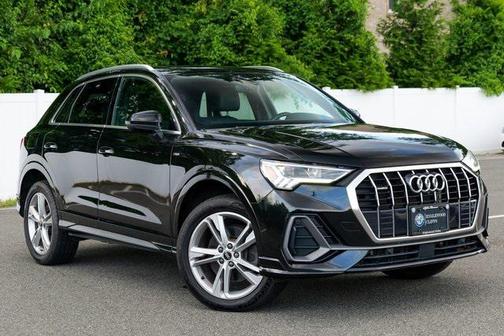 2022 Audi Q3 45 S line Premium Plus