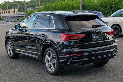 2022 Audi Q3 45 S line Premium Plus