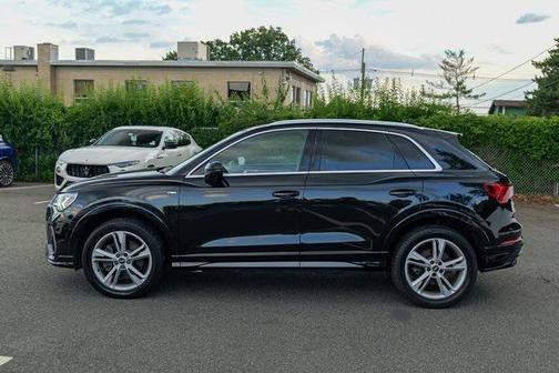 2022 Audi Q3 45 S line Premium Plus