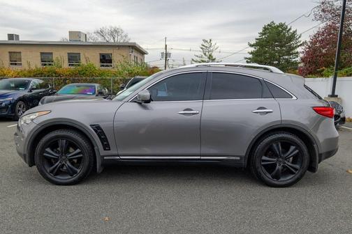 2011 INFINITI FX35 Base