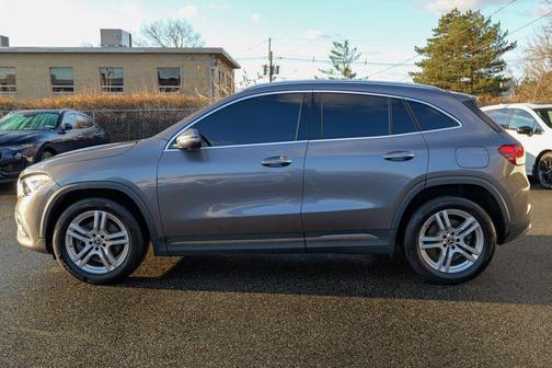 2021 Mercedes-Benz GLA 250 Base 4MATIC