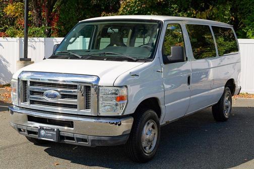 2012 Ford E350 Super Duty XLT