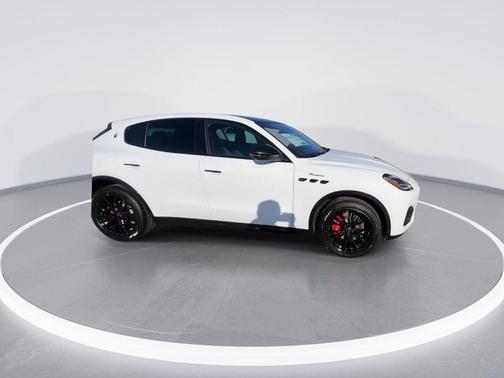 2025 Maserati Grecale Modena