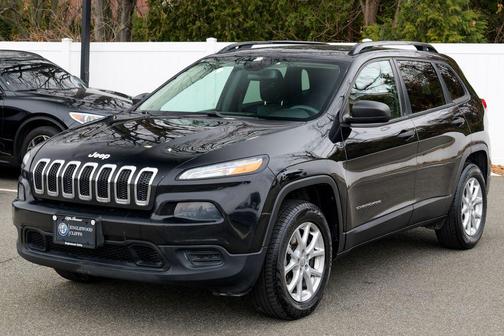 2017 Jeep Cherokee Sport