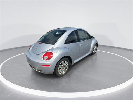 2008 Volkswagen New Beetle S
