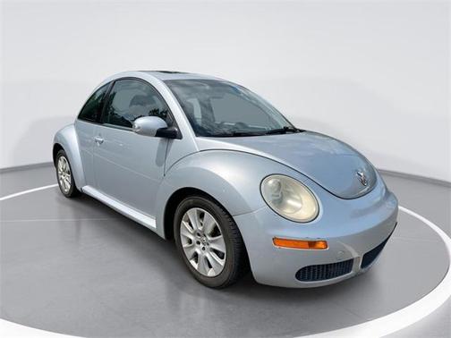2008 Volkswagen New Beetle S