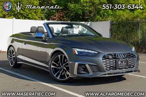 Daytona Gray Pearl Effect/Black Roof 2023 Audi S5 3.0T Prestige
