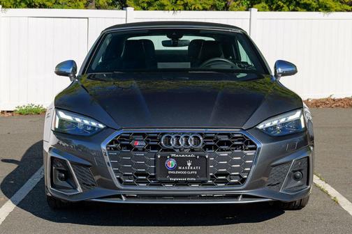 Daytona Gray Pearl Effect/Black Roof 2023 Audi S5 3.0T Prestige
