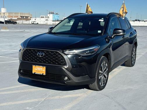 2022 Toyota Corolla Cross XLE
