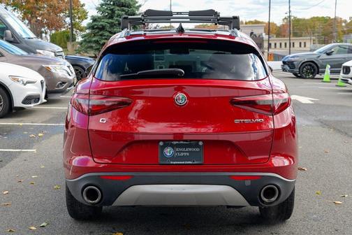 2018 Alfa Romeo Stelvio Ti