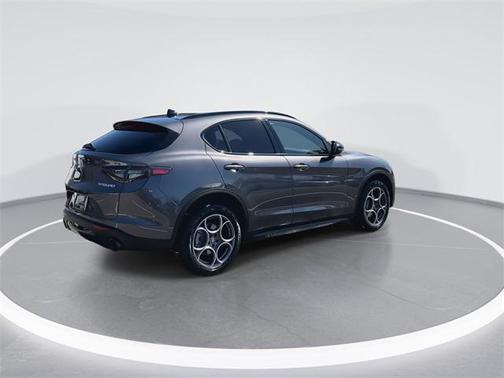 2025 Alfa Romeo Stelvio Sprint AWD