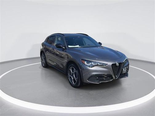 2025 Alfa Romeo Stelvio Sprint AWD